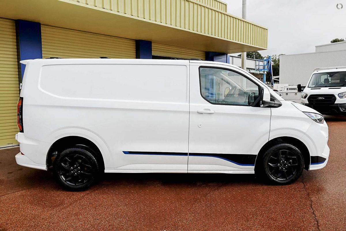 2024 Ford Transit Custom Sport SWB AV SWB