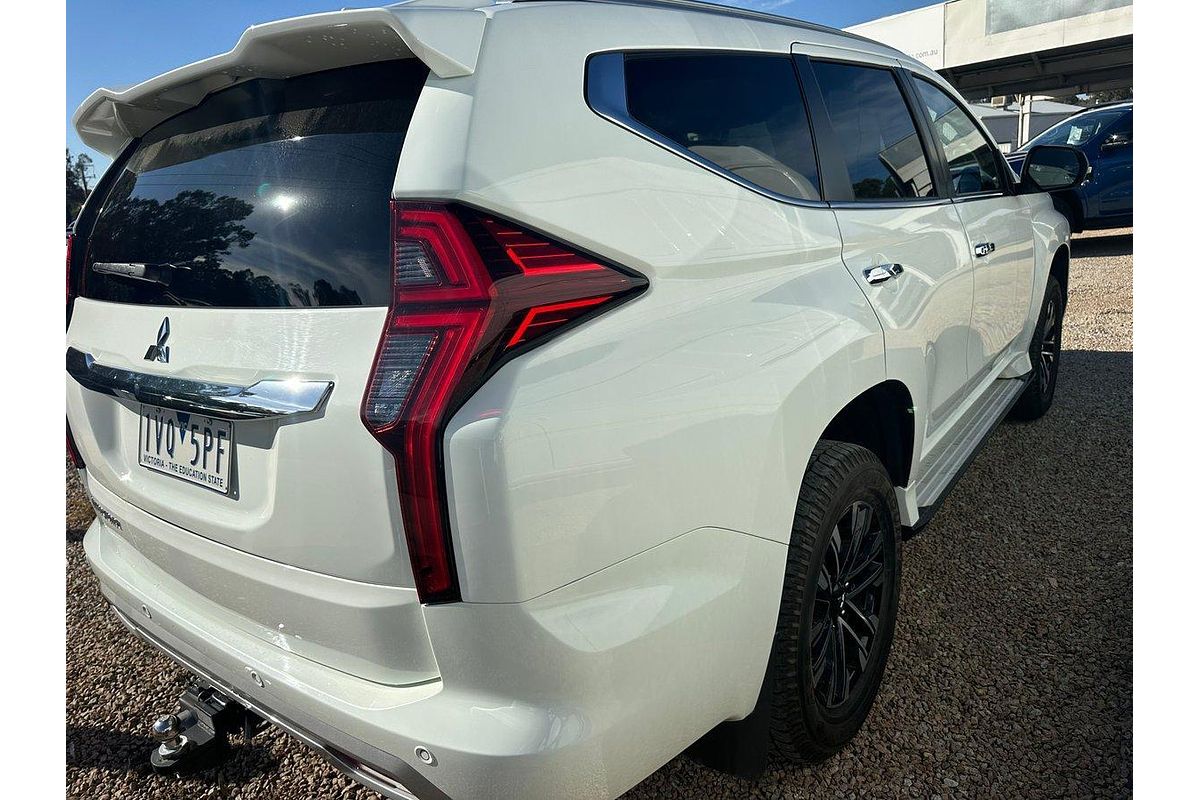 2022 Mitsubishi Pajero Sport GLS QF