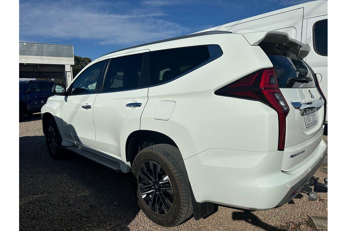 2022 Mitsubishi Pajero Sport GLS QF