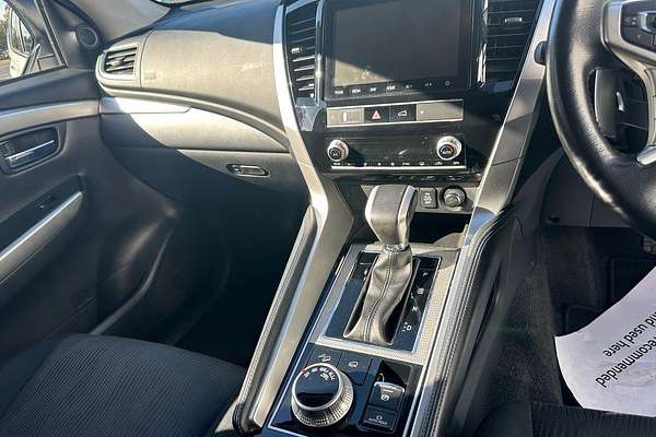 2022 Mitsubishi Pajero Sport GLS QF