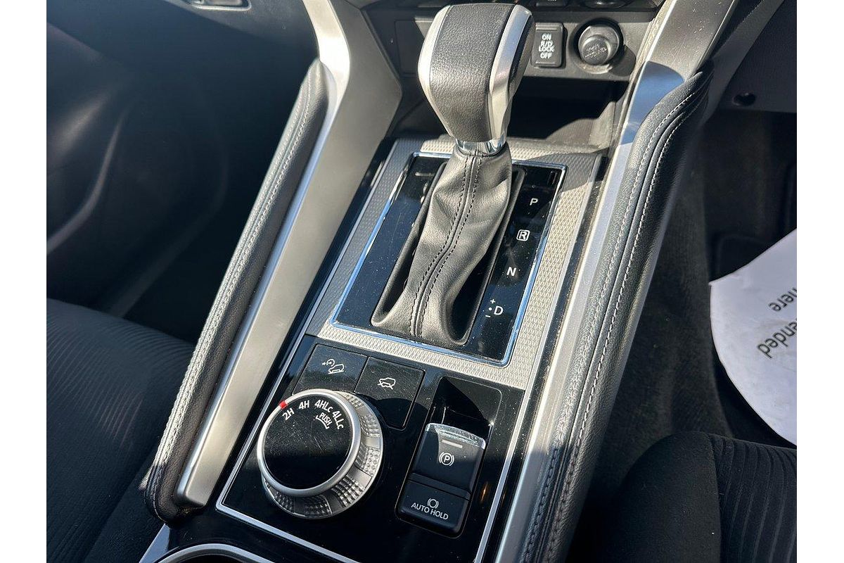 2022 Mitsubishi Pajero Sport GLS QF