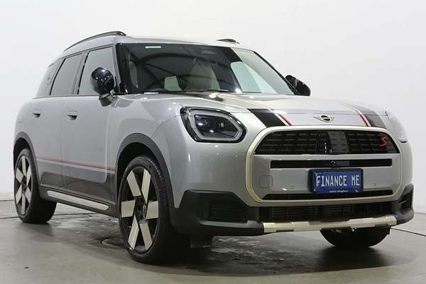 2024 MINI Countryman S Favoured U25