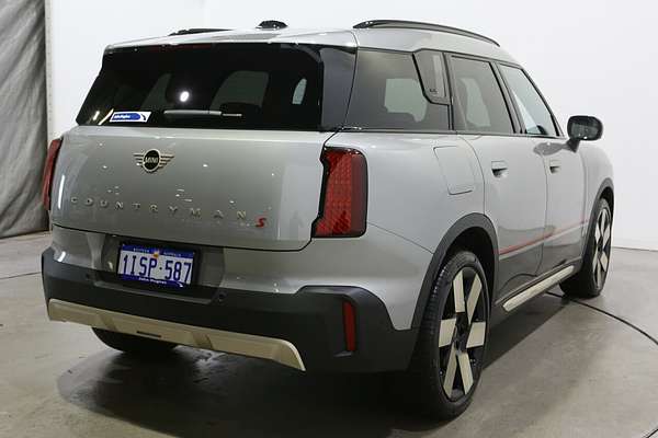 2024 MINI Countryman S Favoured U25