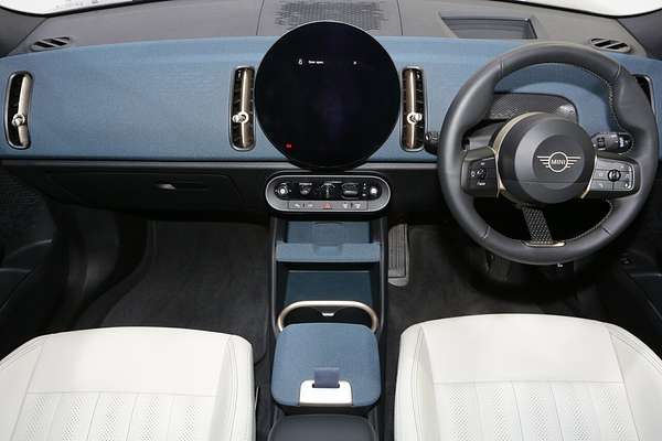 2024 MINI Countryman S Favoured U25
