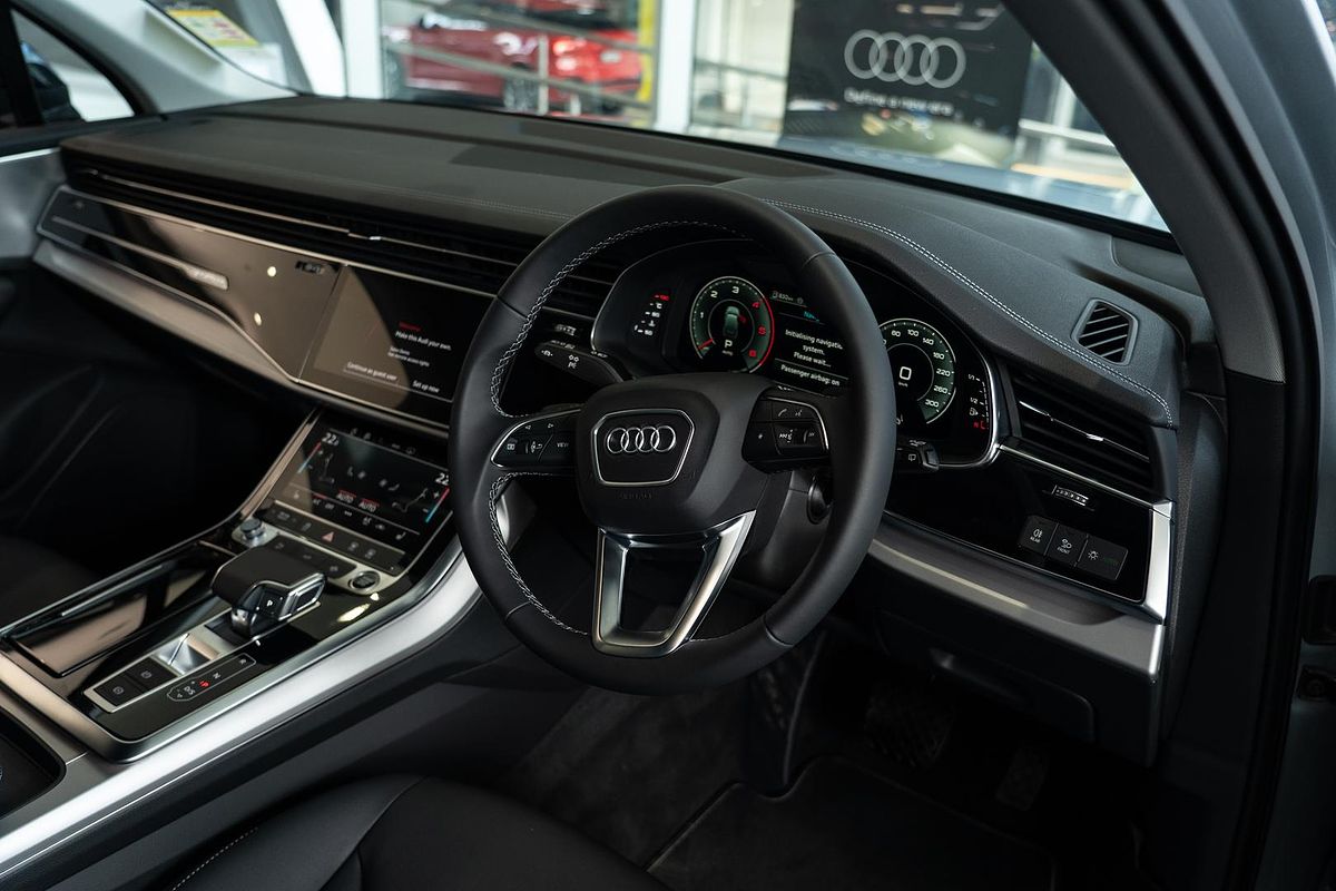 2025 Audi Q7 45 TDI 4M