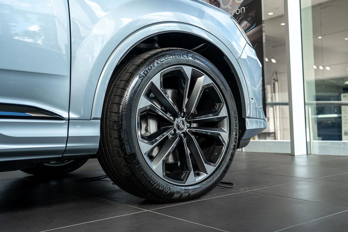 2025 Audi Q7 45 TDI 4M