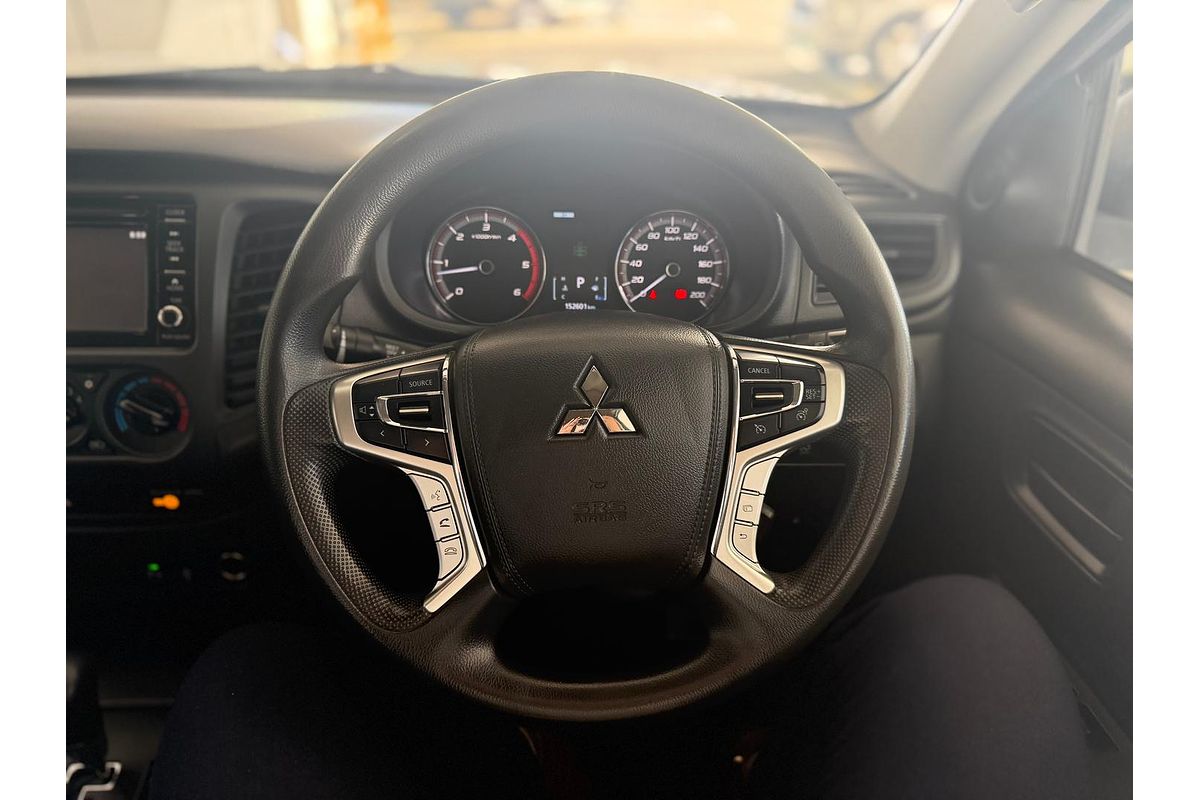 2019 Mitsubishi Triton GLX MR 4X4