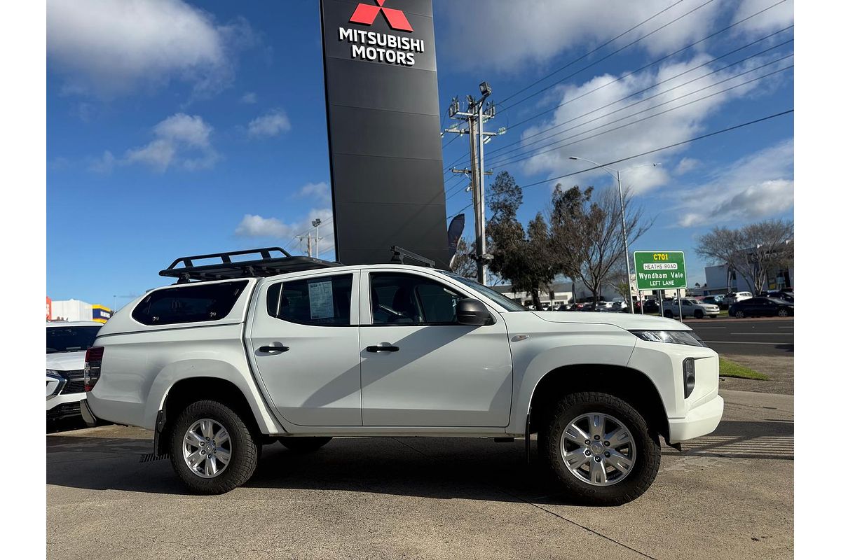 2019 Mitsubishi Triton GLX MR 4X4