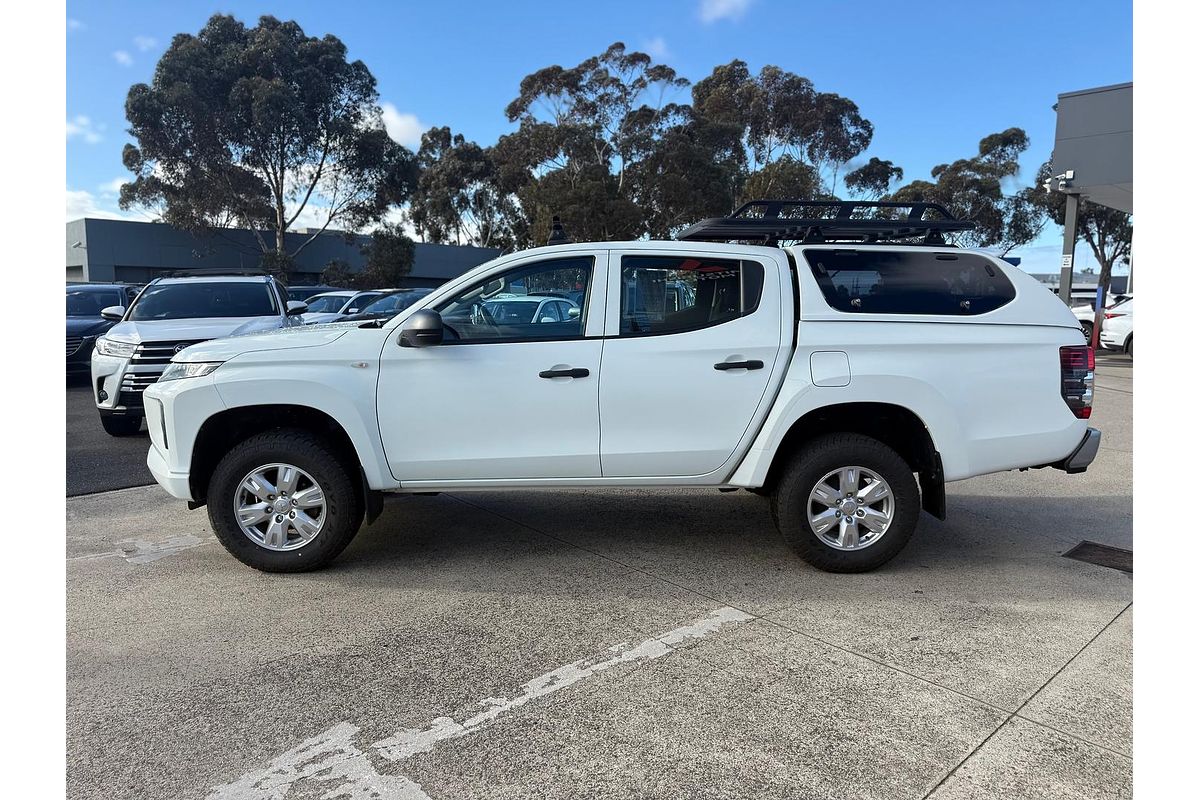 2019 Mitsubishi Triton GLX MR 4X4