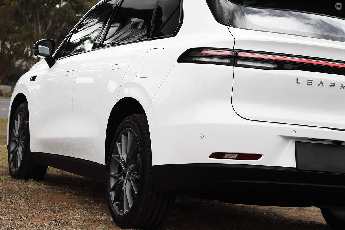 2024 Leapmotor C10 Design B11