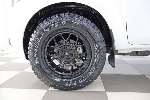 2021 Nissan Navara SL D23 Rear Wheel Drive