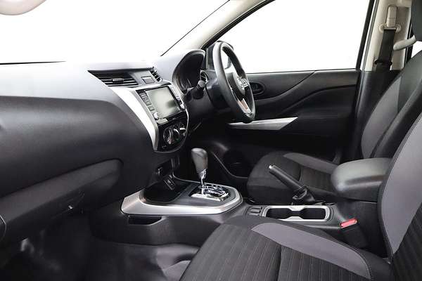 2021 Nissan Navara SL D23 Rear Wheel Drive