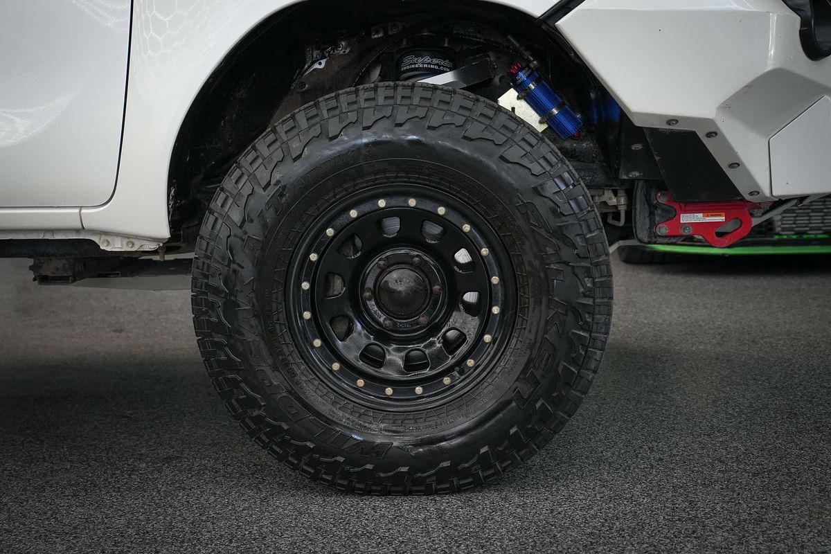 2018 Toyota Hilux SR5 GUN126R 4X4