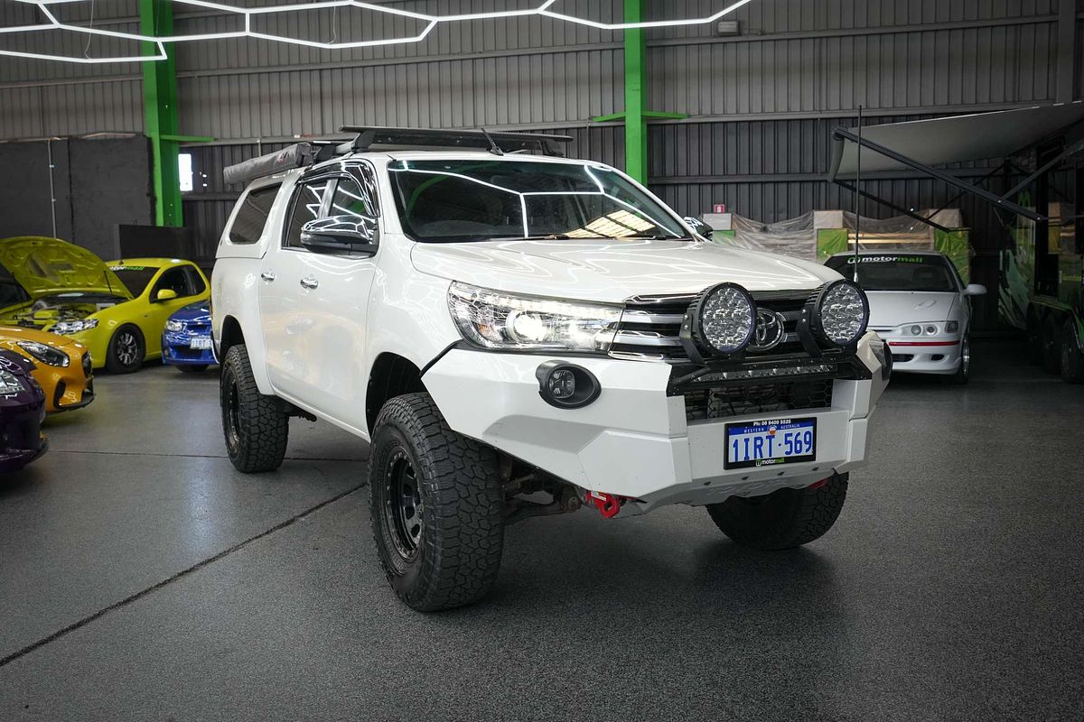 2018 Toyota Hilux SR5 GUN126R 4X4