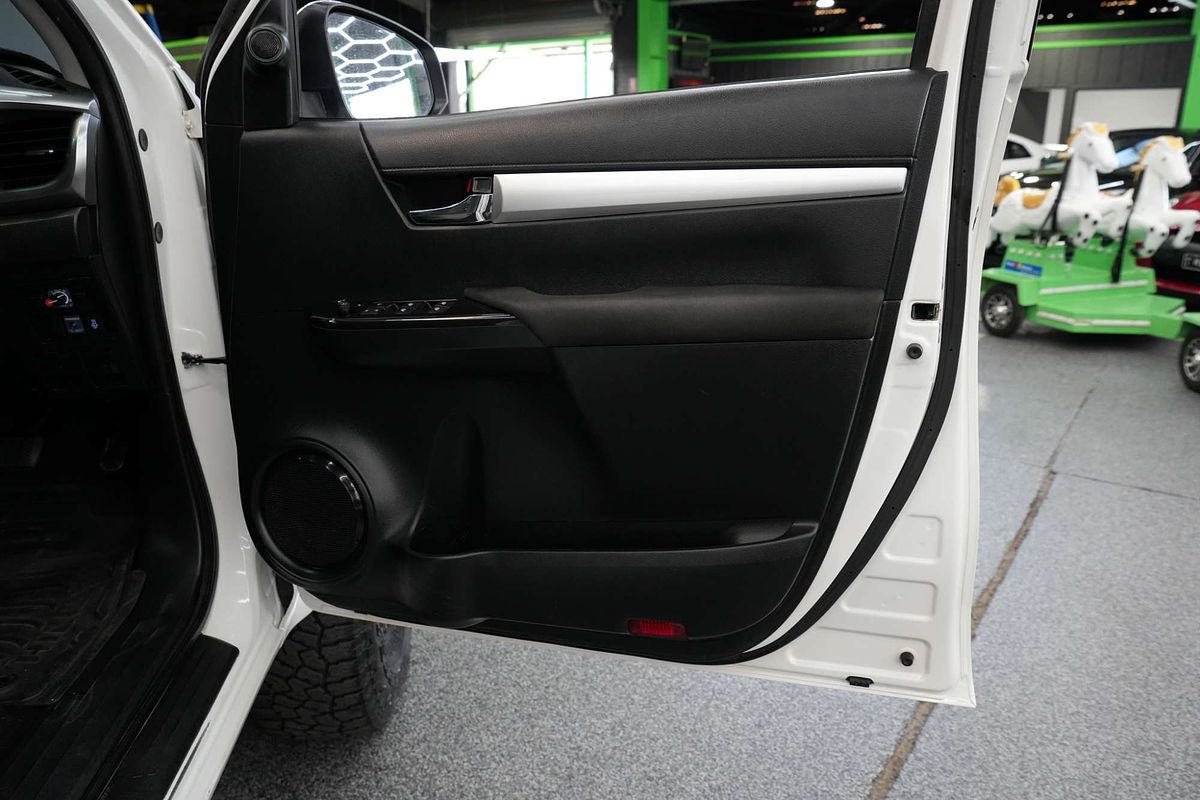2018 Toyota Hilux SR5 GUN126R 4X4