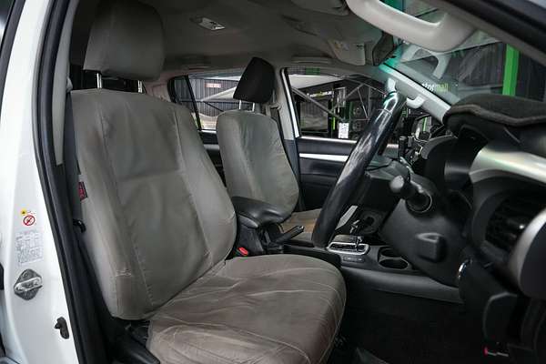 2018 Toyota Hilux SR5 GUN126R 4X4
