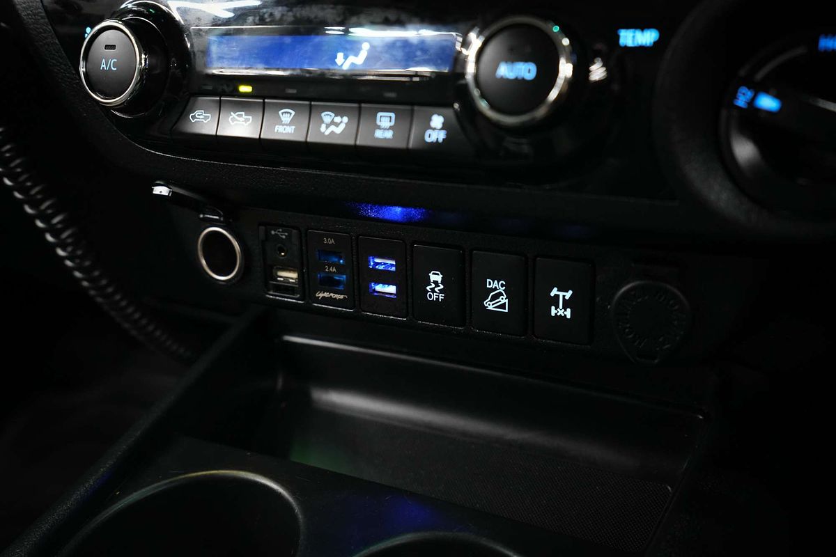2018 Toyota Hilux SR5 GUN126R 4X4