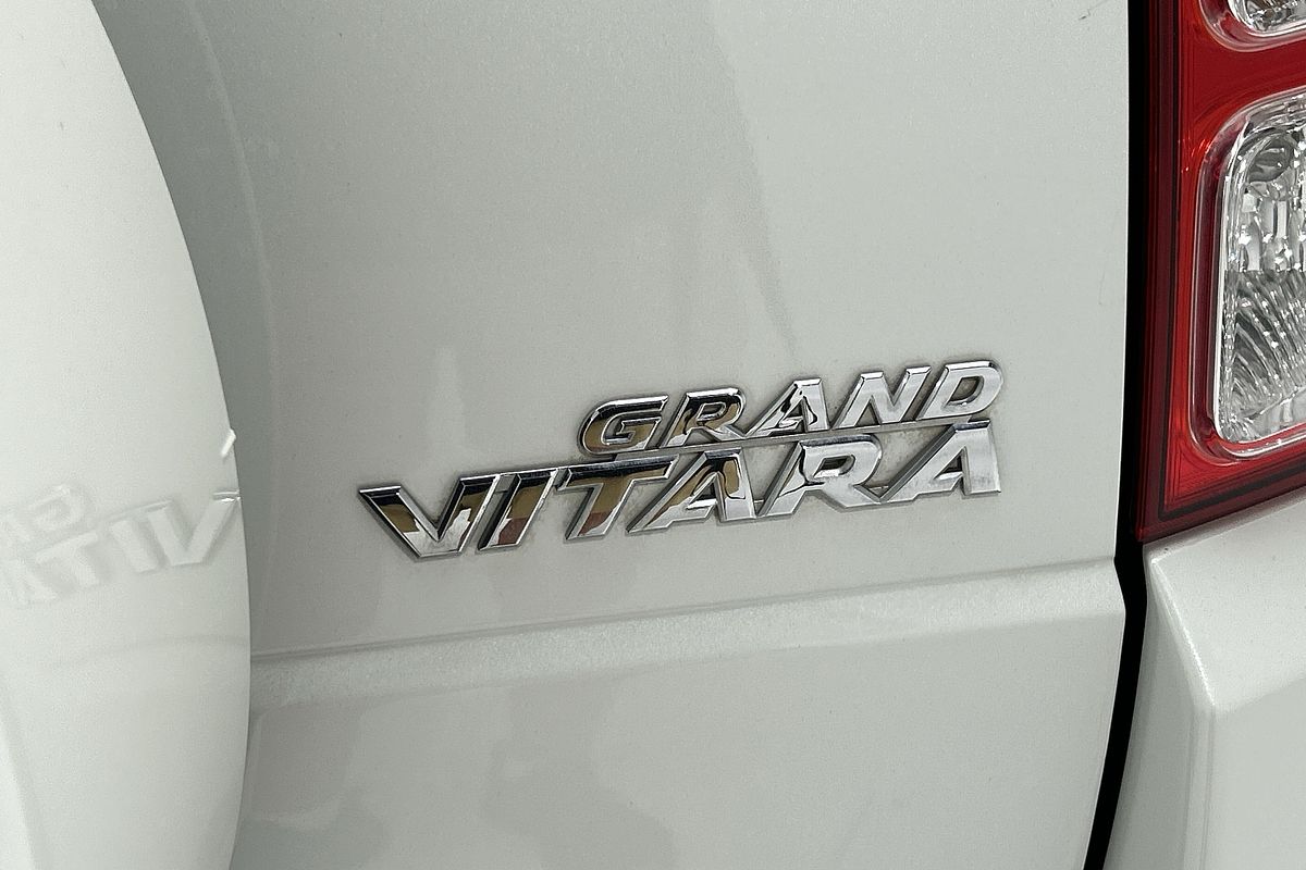 2014 Suzuki Grand Vitara Sport JB
