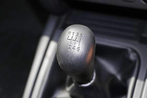 2024 Mitsubishi Triton GLX MR 4X4