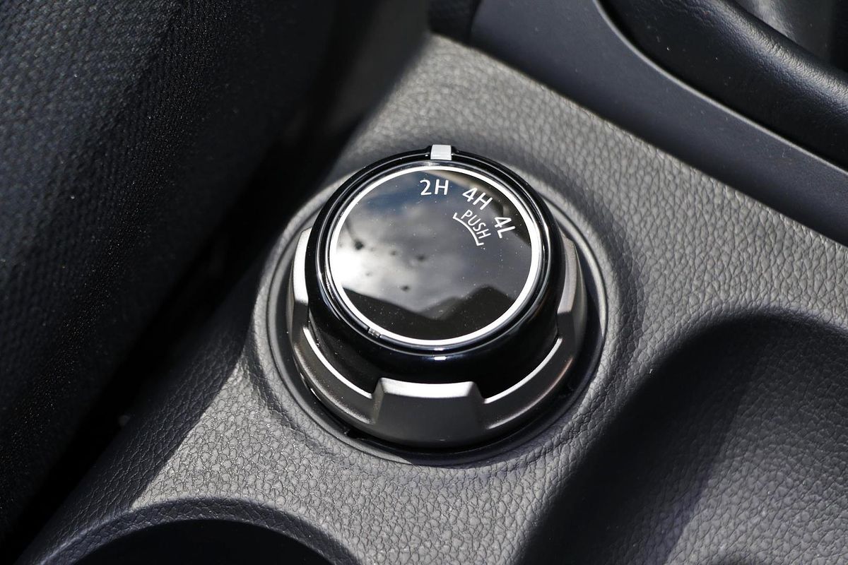 2024 Mitsubishi Triton GLX MR 4X4