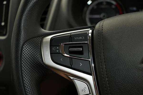 2024 Mitsubishi Triton GLX MR 4X4