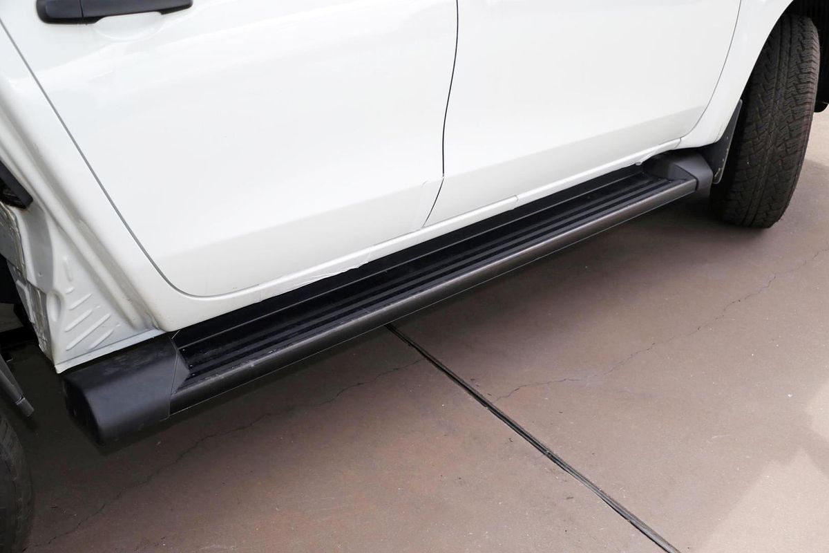 2024 Mitsubishi Triton GLX MR 4X4