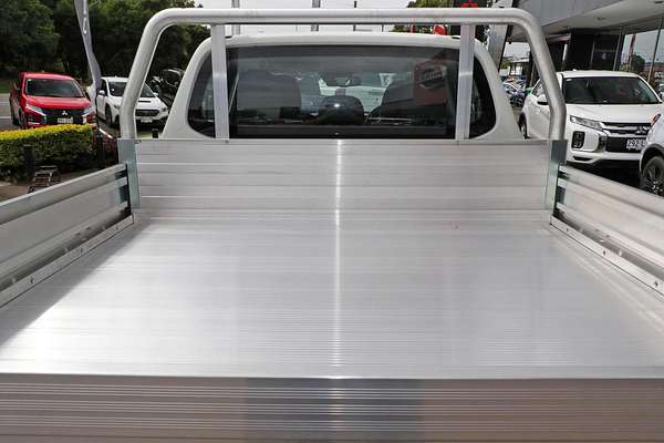 2024 Mitsubishi Triton GLX MR 4X4