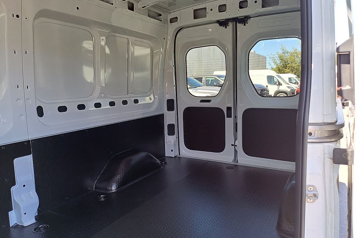 2024 LDV Deliver 9 LWB Mid Roof