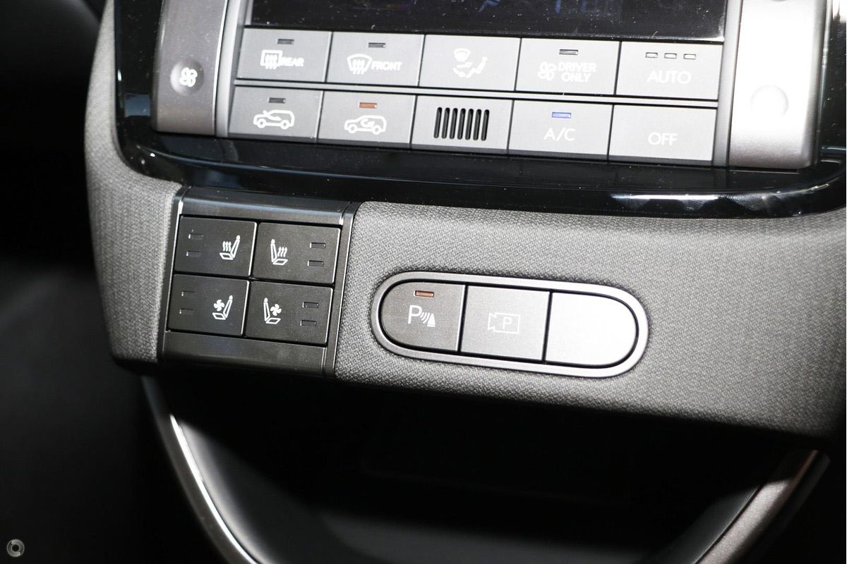 2025 Hyundai INSTER Cross AX.V1