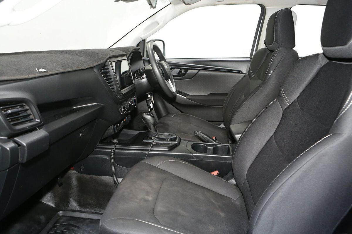 2023 Isuzu D-MAX SX 4X4