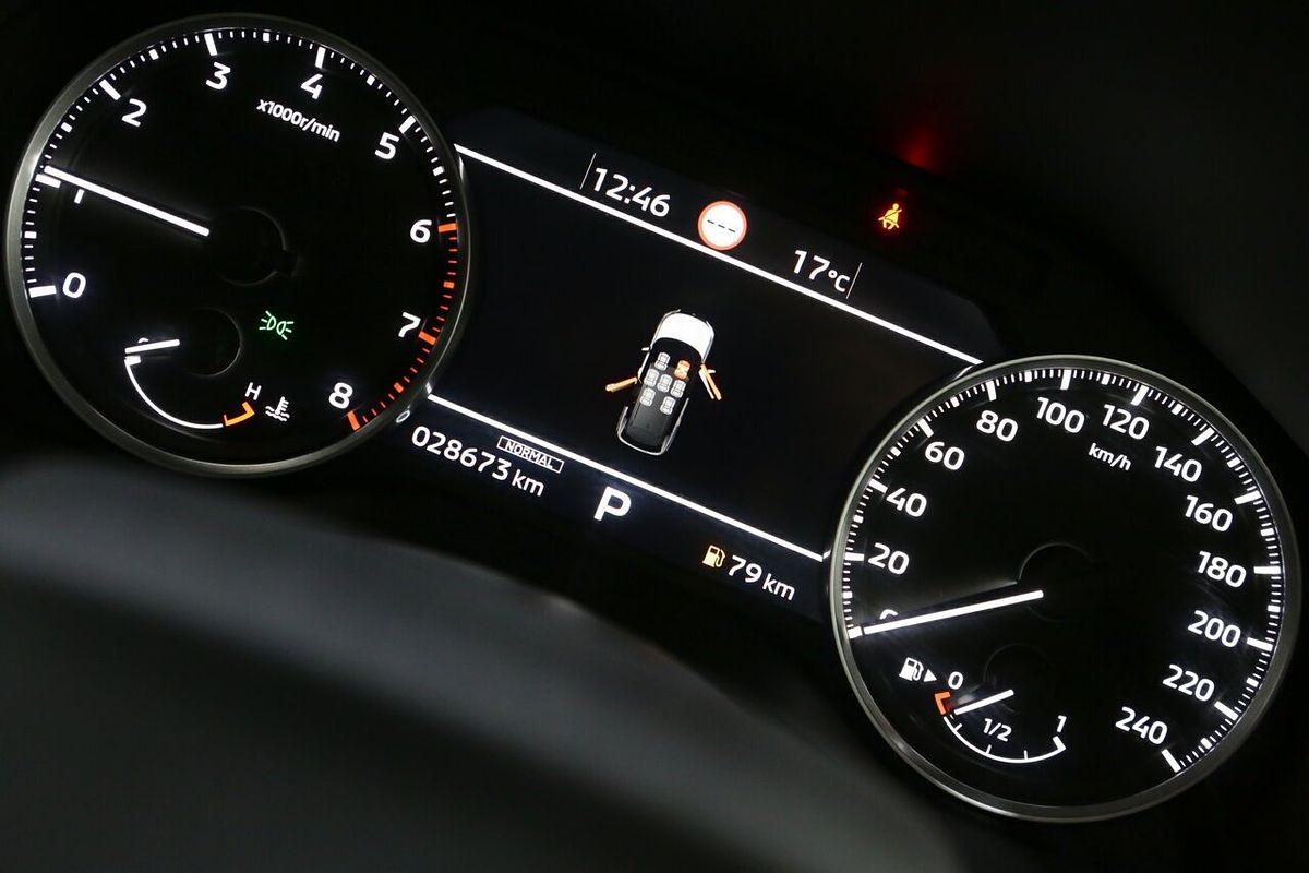 2023 Mitsubishi Outlander ES ZM