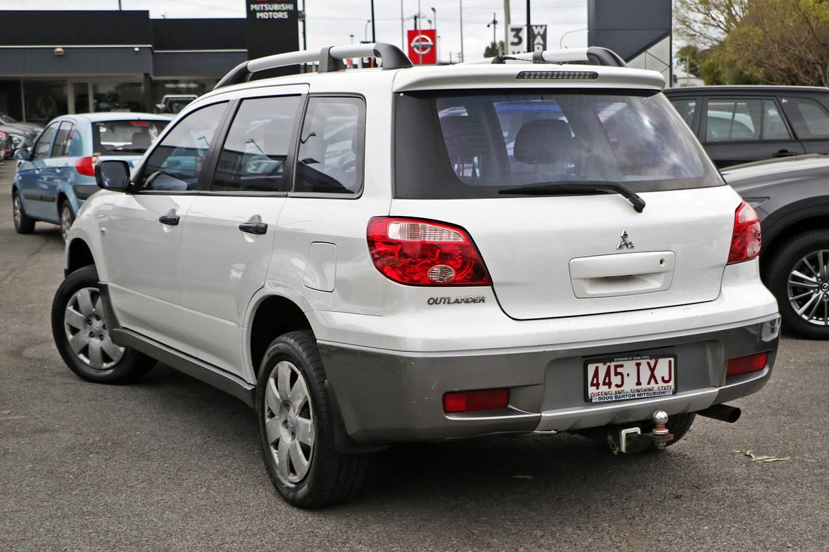 2005 Mitsubishi Outlander LS ZF