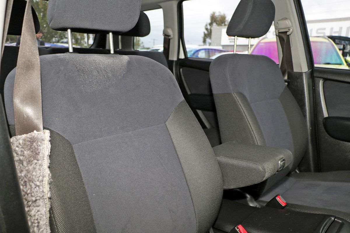 2005 Mitsubishi Outlander LS ZF