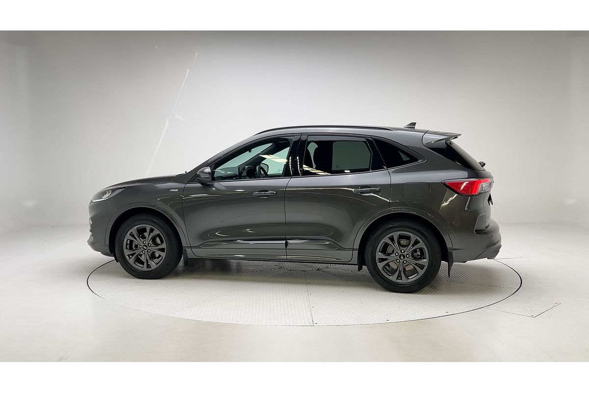 2020 Ford Escape ST-Line ZH