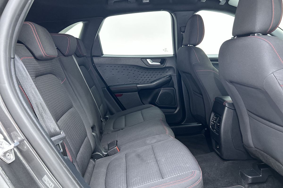 2020 Ford Escape ST-Line ZH