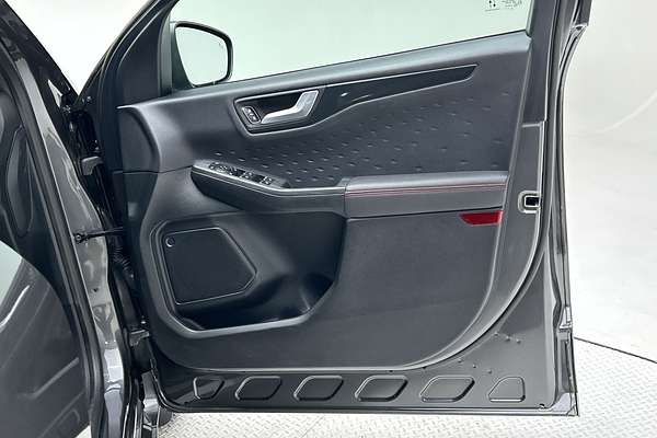 2020 Ford Escape ST-Line ZH