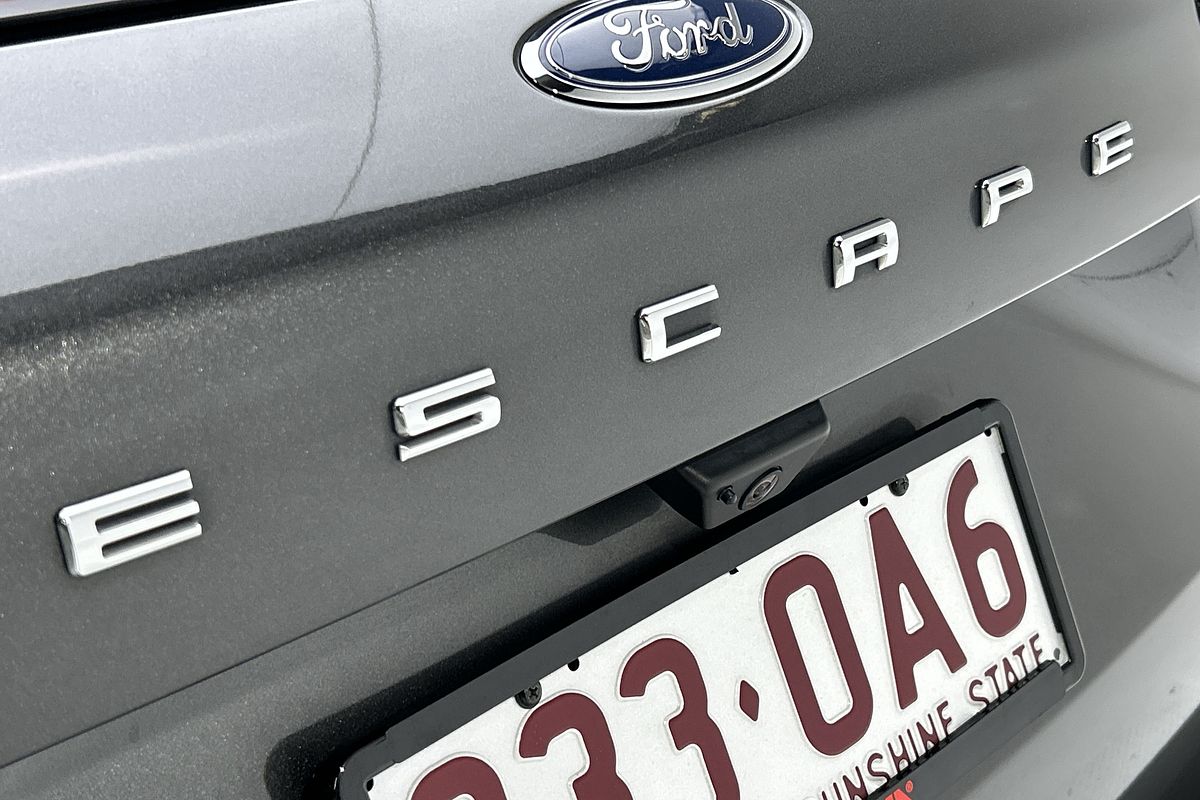 2020 Ford Escape ST-Line ZH