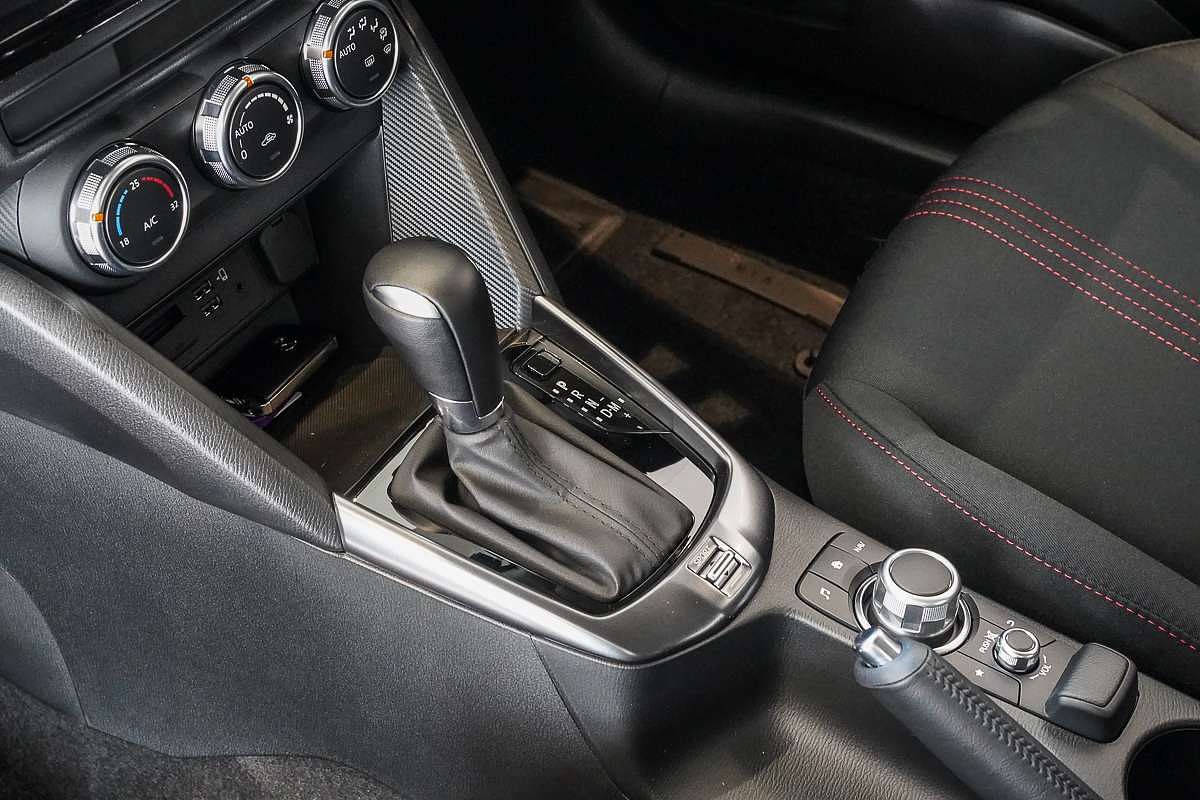 2025 Mazda 2 G15 Evolve DJ Series