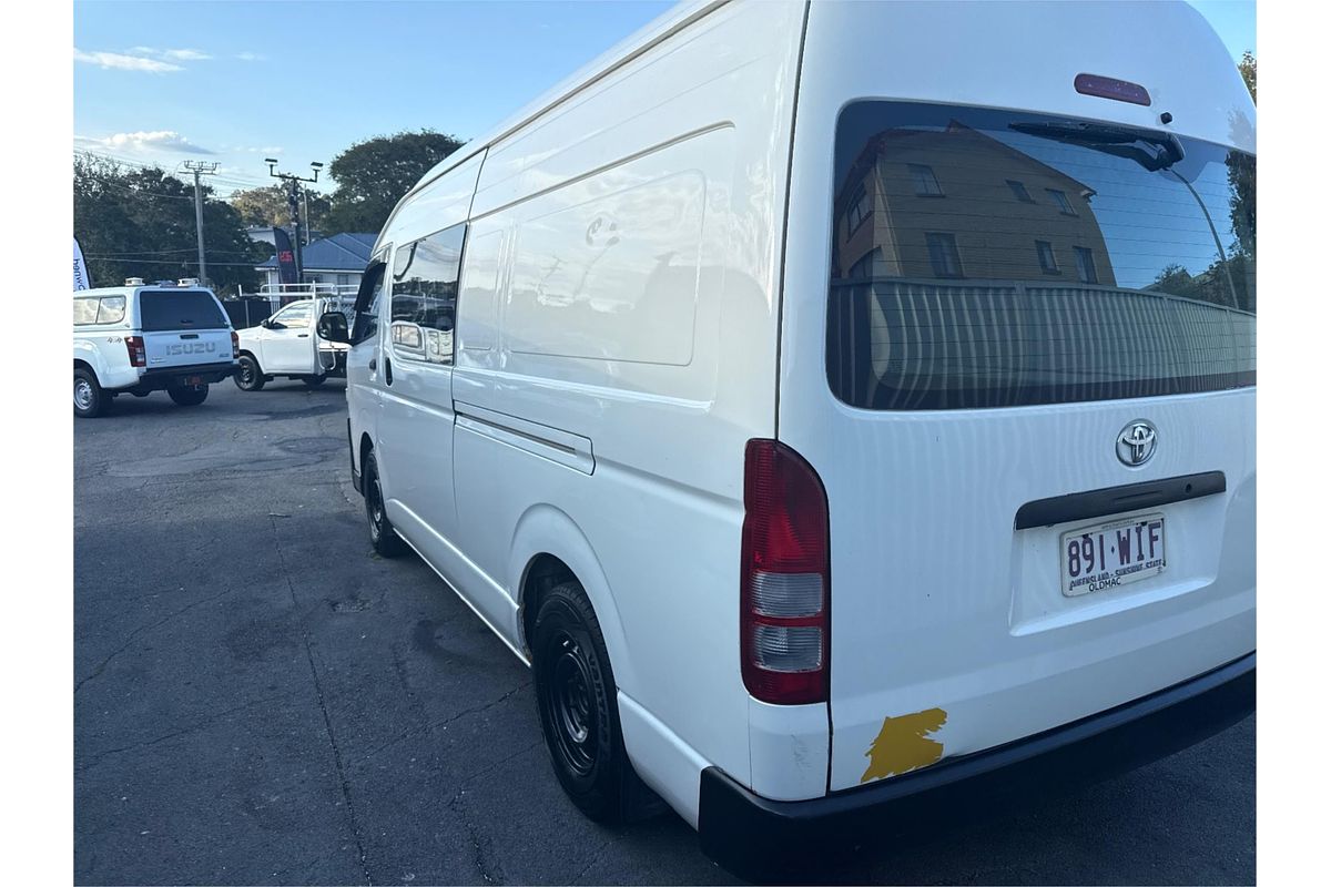 2016 Toyota Hiace KDH221R ELWB