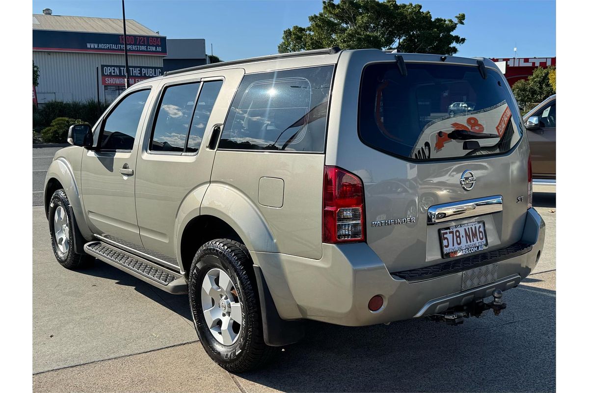 2011 Nissan Pathfinder ST R51