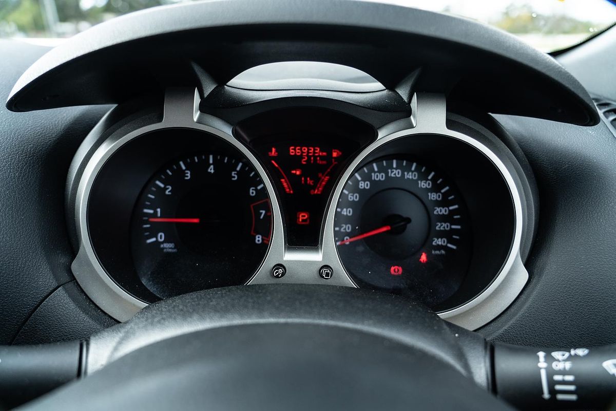 2013 Nissan JUKE ST F15
