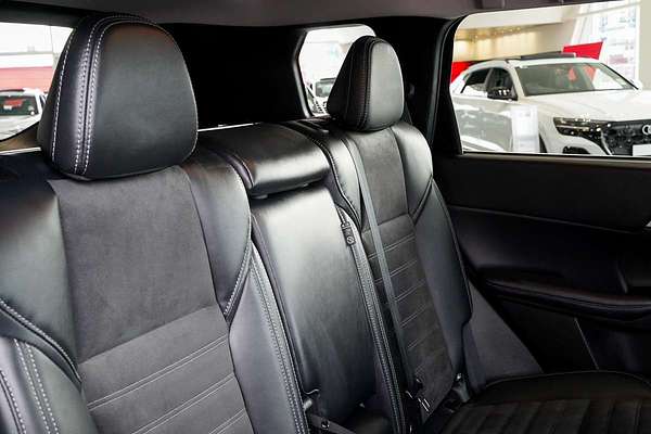 2023 Mitsubishi Outlander Aspire ZM