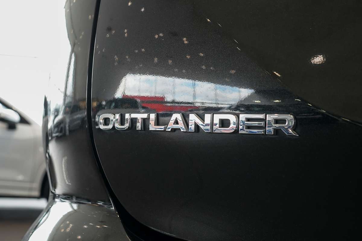 2023 Mitsubishi Outlander Aspire ZM