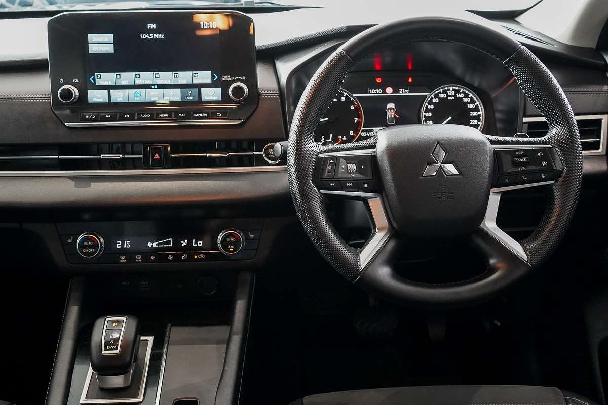 2023 Mitsubishi Outlander Aspire ZM