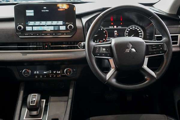 2023 Mitsubishi Outlander Aspire ZM