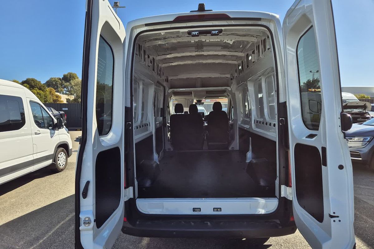 2024 LDV Deliver 9 LWB