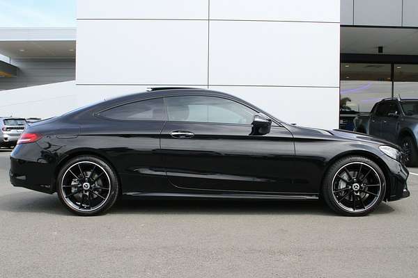 2022 Mercedes-Benz C-Class C200 C205