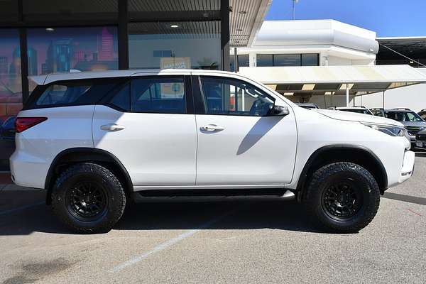 2023 Toyota Fortuner GX GUN156R