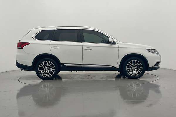 2016 Mitsubishi Outlander LS Safety Pack ZK