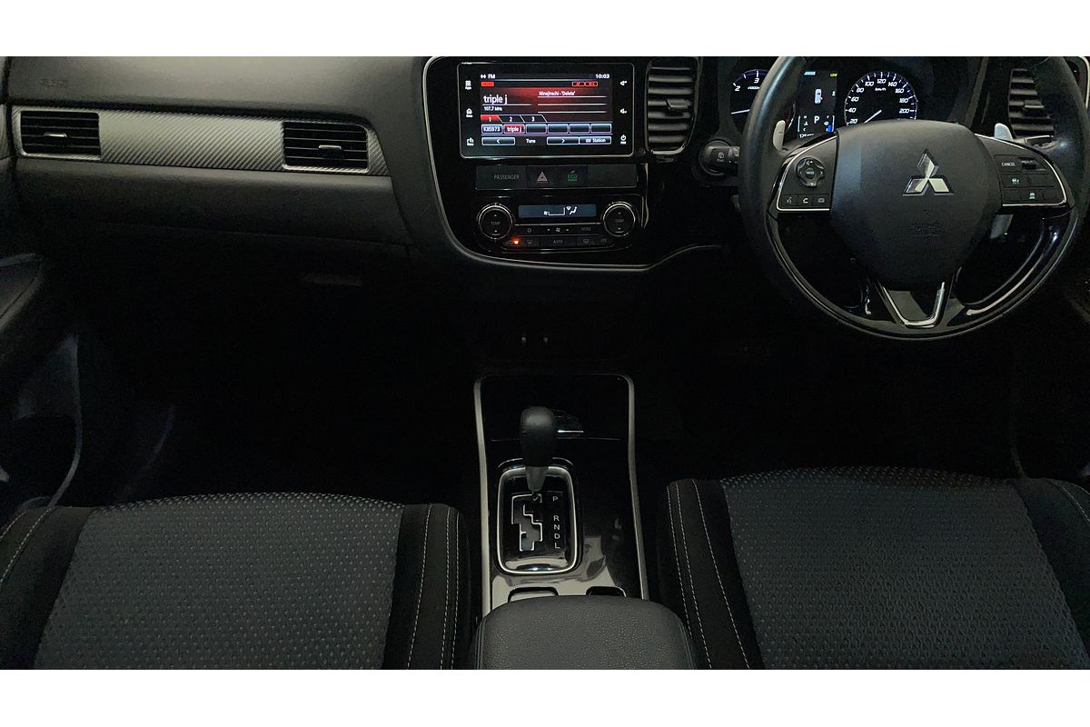 2016 Mitsubishi Outlander LS Safety Pack ZK